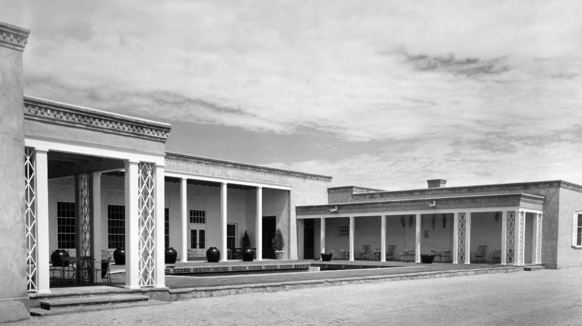 Photo by Laura Gilpin of La Quinta in the 1930s