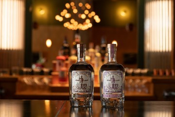 los poblanos botanical gin side by side