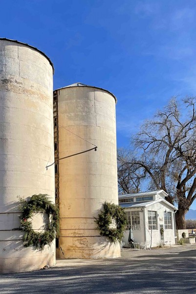 silos_tractor_jena rue 667X1000