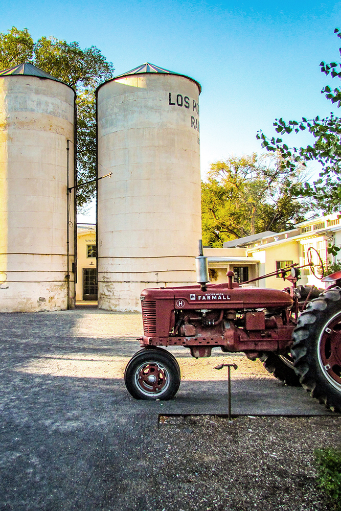 silos_tractor_jena rue 667X1000